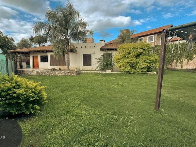 Casa en Alquiler de 3 Dormitorios con Cochera Villa Belgrano