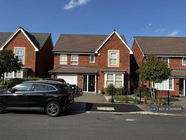 Argus Way, Milton Keynes, MK10 4 bed detached house to rent £2,350 pcm £542 pw