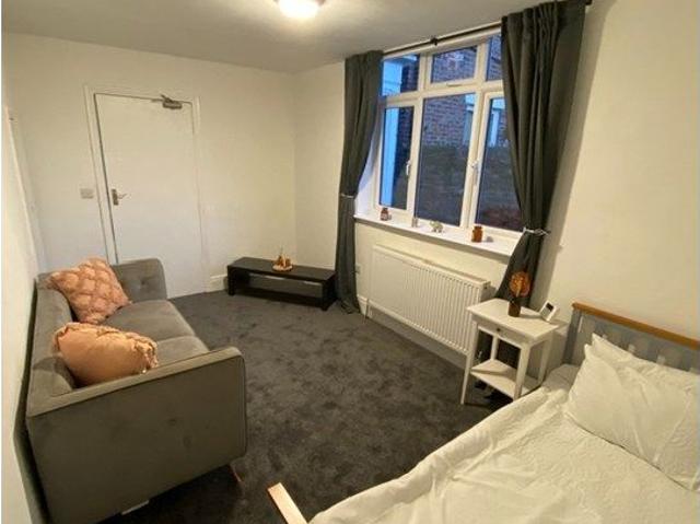 Argyle Square, Sunderland SR2, Studio to rent, £650 pcm | PrimeLocation