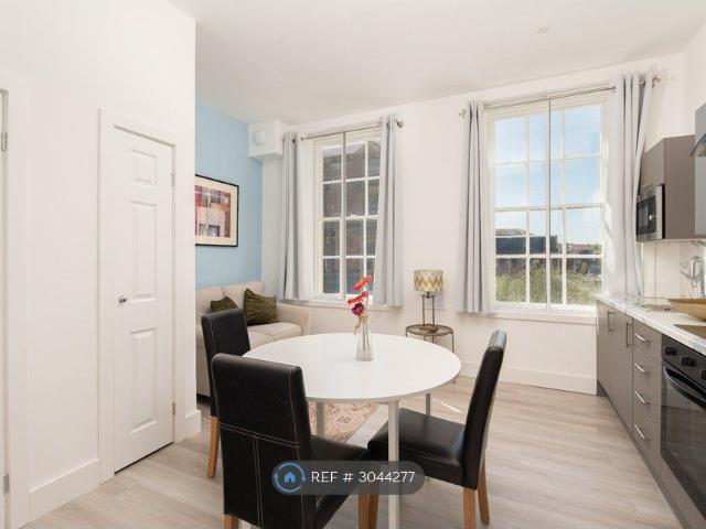 Argyle St, Birkenhead CH41, 1 bed flat to rent, £890 pcm | PrimeLocation