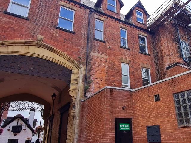 Argyle Street, Wrexham, LL11 1 bed apartment to rent £775 pcm £179 pw
