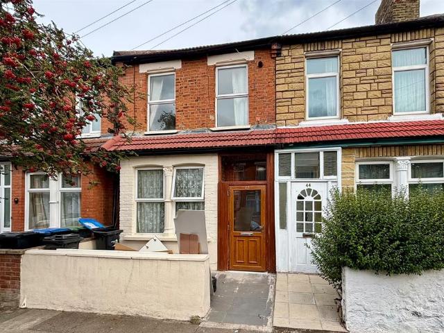 Argyle Road N18, Terraced house to rent, £950 pcm | PrimeLocation