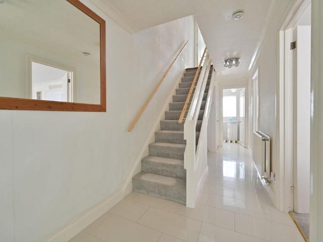 Argyll Road, HP2, Hemel Hempstead, HP2 5 bed terraced house to rent £2,400 pcm £554 pw