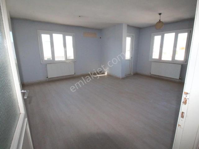 Arga'dan Buca Belediyesi Yakını 3+1 Kiralık Daire
