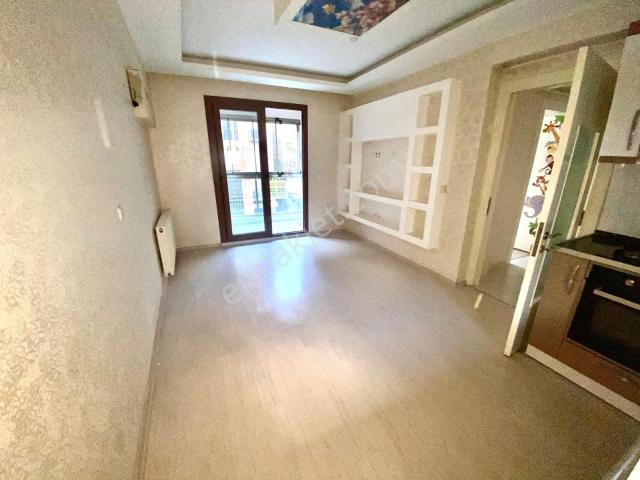 Arga'dan Buca Kozağaç Meydan Yakını D.gazlı 2+1 Kiralık Daire