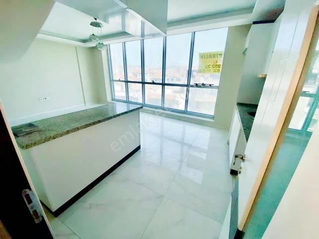Arga'dan Buca Vali Rahmi Bey Mh Kiralık 4+1 Teraslı Dublex Daire