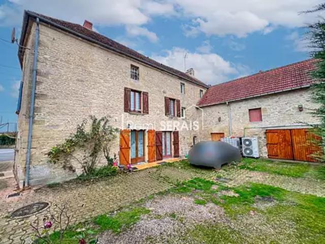 Argentan 61200 Achat / Vente maison 5 pièces t5 au dernier étage cave