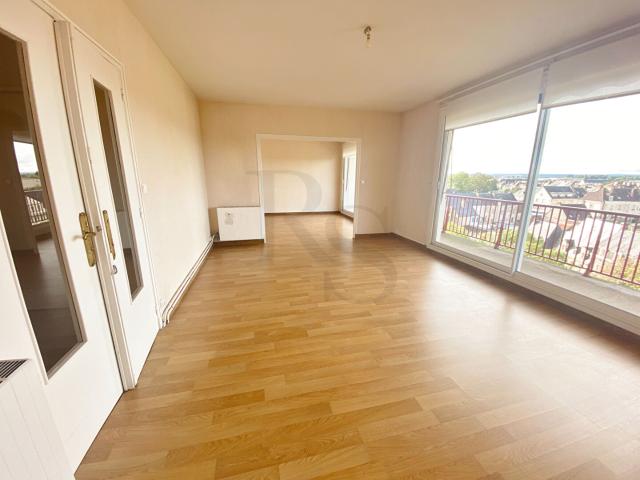 ARGENTAN TRES BEL APPARTEMENT TYPE F4 DANS IMMEUBLE AVEC ASCENSEUR