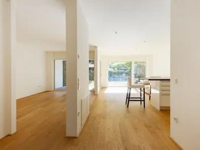 Argentinierstraße repräsentative 2 Zimmer Gartenwohnung mit Loggia und Garage