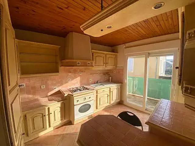 Argenton sur Creuse 36200 Location maison 5 pièces t5 au dernier étage cave