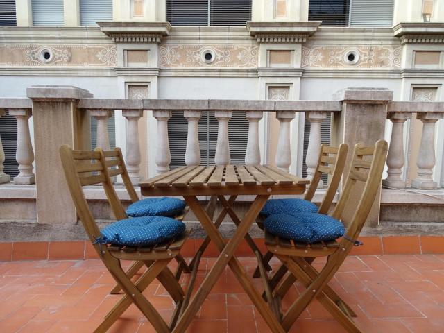 ARH10 R1 Welcoming double bedroom in Vila de Gràcia