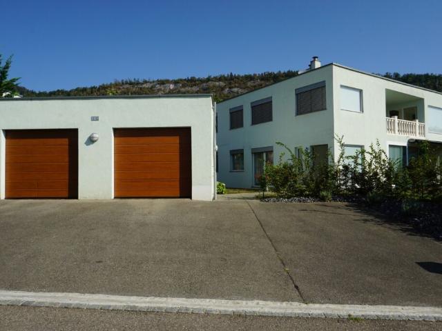 ARI 262 Magnifique rez de jardin de 5,5 pièces dans une maison de standing à 2 logements