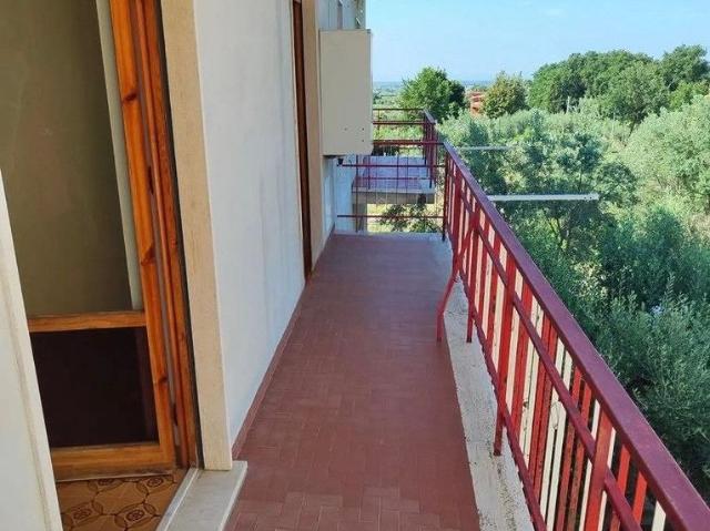 Ariccia trilocale con balcone