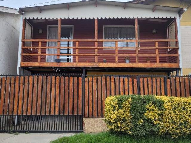 ARIENDO EXCELENTE CASA EN PLACILLA SOLEADA