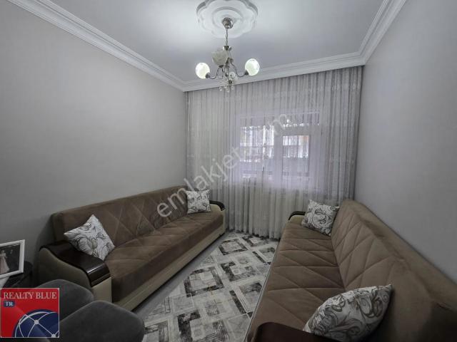 Arifiye Hanlı'da Tam Müstakil, Masrafsız, Kapalı Garajlı 2 Daire