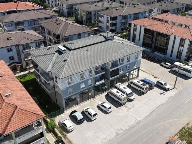 Arifiye'de 103m2 Geniş 3+1 Asansörlü Daire