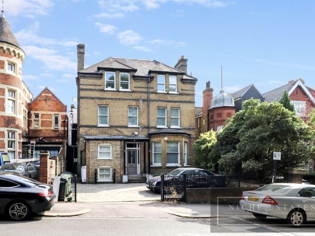 Arkwright Road, London NW3, 5 bed maisonette to rent, £5,500 pcm | PrimeLocation