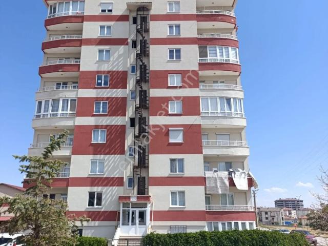 Şarkışla Hsk Rönesans Emlaktan Fonten Altınbaşak Sitesinde Satılık 6+1 Dubleks Daire