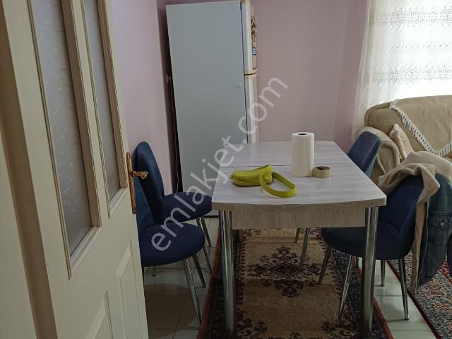 Arkadaş Emlaktan Bahçelievler Şenyurtta 1.kat 3+1 Satılık Daire 2.950.000 Tl
