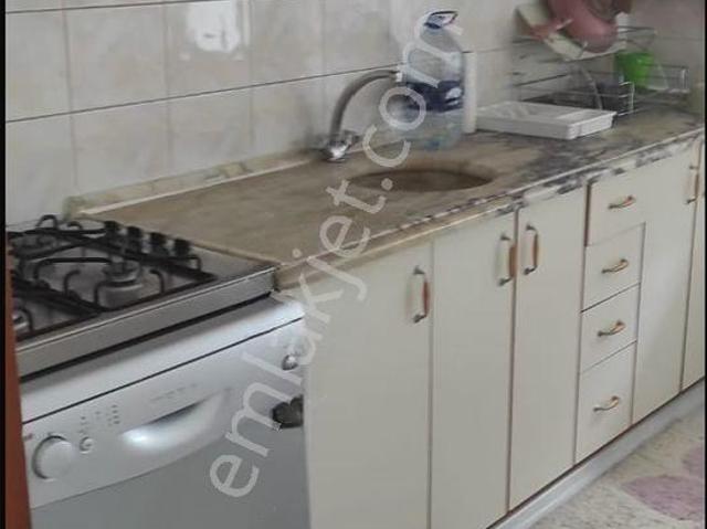 Arkadaş Emlaktan Kale Mah. Salı Pazarı Üstünde Eşyalı Kiralık Daire
