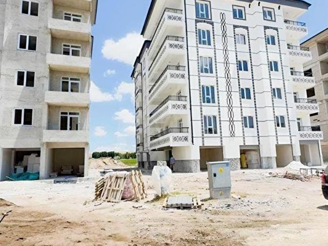ŞARKIŞLA'DA SIFIR 3+1 DAİRE