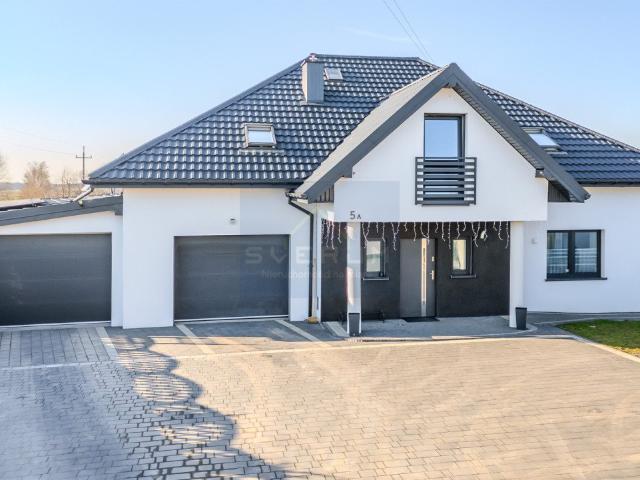 Żarki, 310 m2