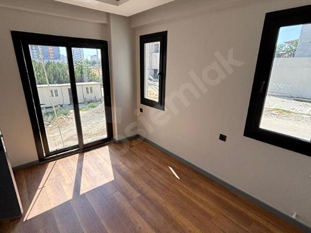 ÇARKIPARE SINIRINDA BULVARA YAKIN 2+1 ULTRA LÜKS DAİRE