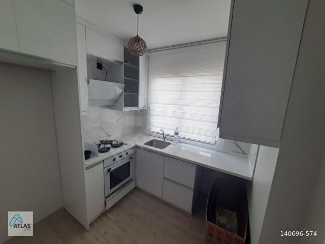 ÇARKIPARE'DE MERKEZİ KONUMDA 2+1 KAPALI MUTFAK KİRALIK DAİRE