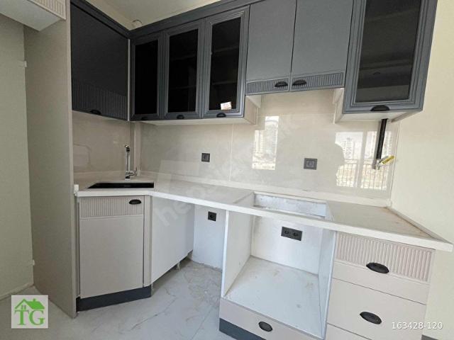 ÇARKIPAREDE MİGROS KARŞISI, STADYUMA 5 DK MESAFEDE KİRALIK 2+1 !