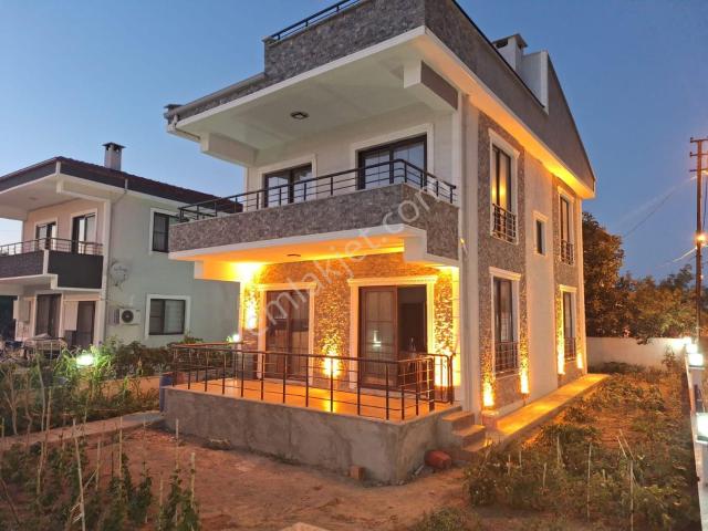 Şarköy Mürefte Mh. İskanlı Müstakil Villa Deniz Manzaralı Satılık