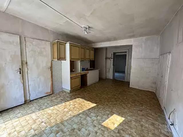 Arlay 39140 Achat / Vente maison 5 pièces t5 au dernier étage cave