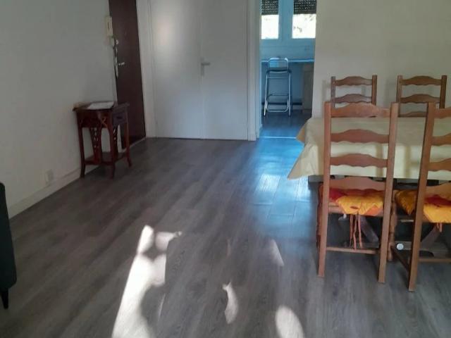 Arles Appartement T3 meublé dans résidence sécurisée