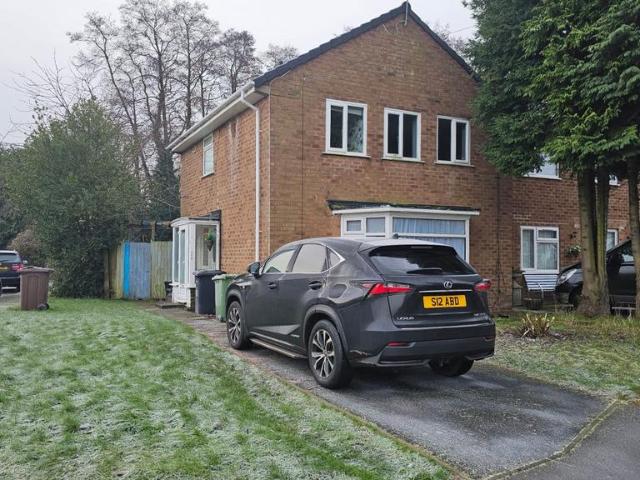 Arlescote Road, Ulverley Green, B92 9HY, United Kingdom | 3 bed duplex for rent #140801844 | Rentberry