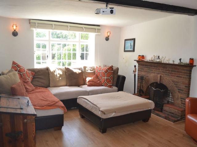 Arlington Drive, Ruislip, HA4 7RL