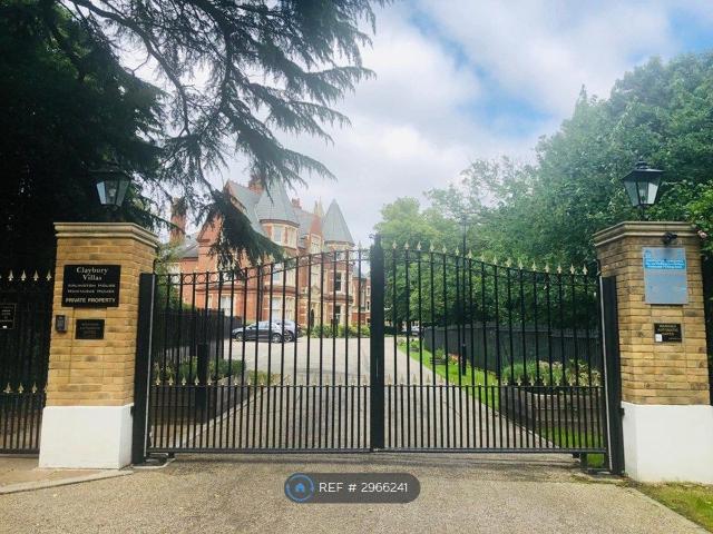 Arlington House, Woodford Green IG8, 2 bed flat to rent, £2,450 pcm | PrimeLocation