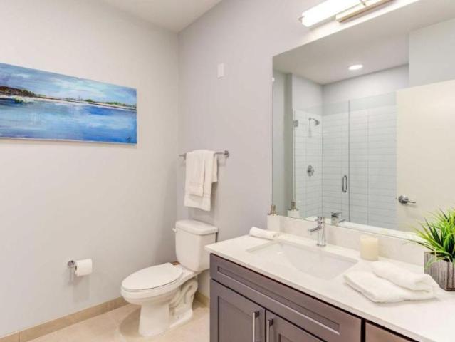 Arlington Heights IL 60005 105896346