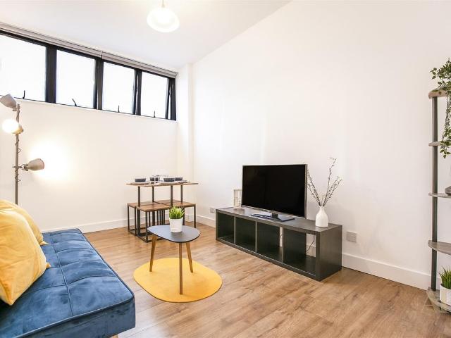 Arlington Road, London NW1, Studio to rent, £2,500 pcm | PrimeLocation