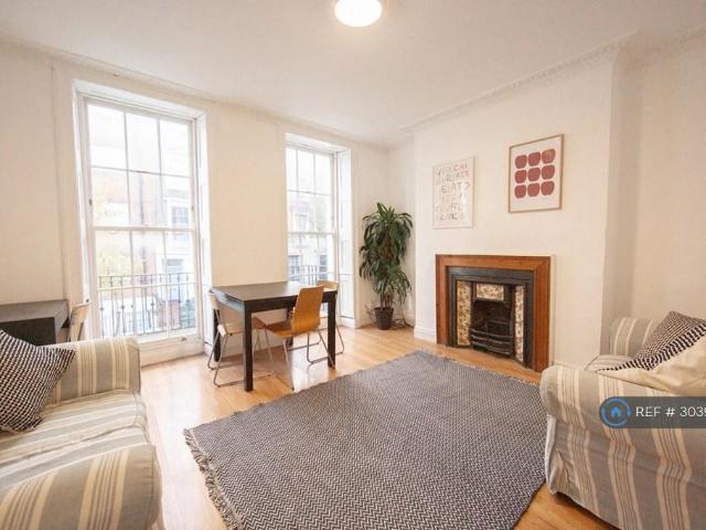 Arlington Road, London, NW1 4 bed terraced house to rent £4,900 pcm £1,131 pw