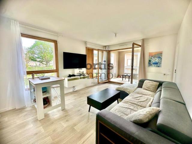 ARPAJON SUPERBE 2 PIECES 41,82M² 2024 LOGGIA PARKING