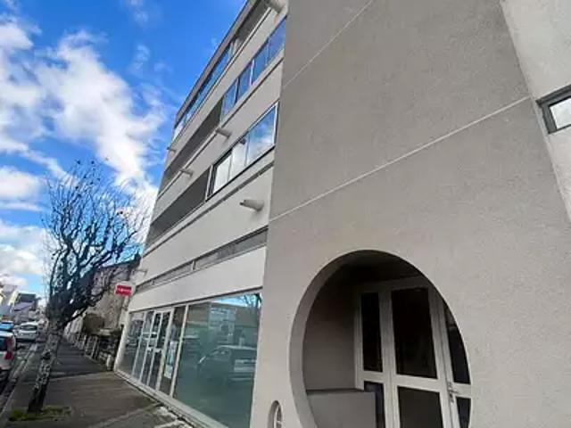 Arpajon sur Cère 15130 Achat / Vente appartement 2 pièces t2 cave parking