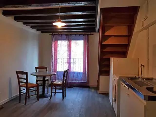 Arpajon 91290 Location appartement 1 pièce t1 au dernier étage
