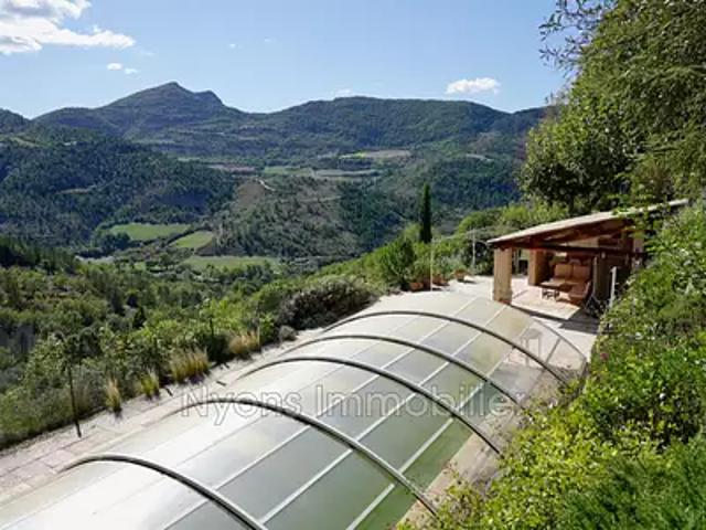 Arpavon 26110 Achat / Vente maison 9 pièces t9 piscine