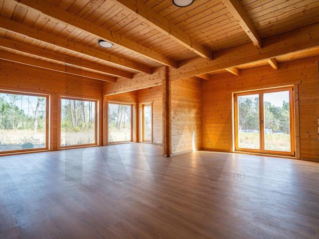 Arquitetura, Conforto e Natureza. 115m² Coimbrão