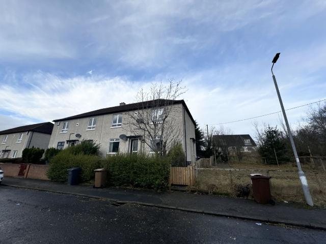 Arran Drive, Auchinleck, Cumnock KA18, 2 bed flat to rent, £560 pcm | PrimeLocation