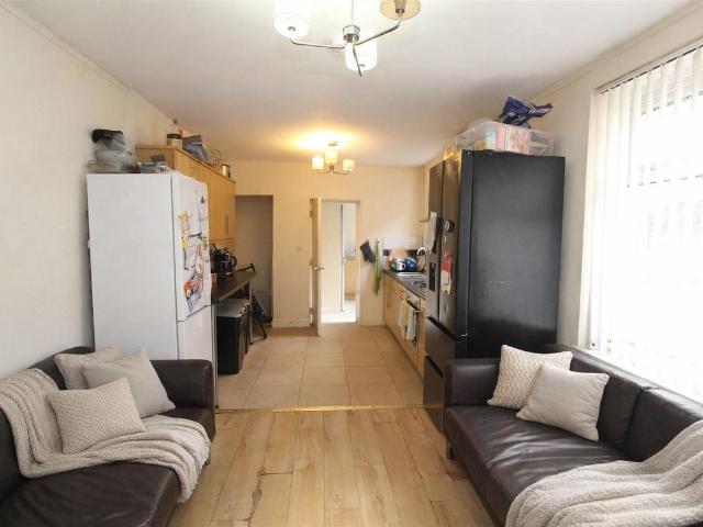 Arran Street, Roath, Cardiff CF24, 5 bed property to rent, £2,625 pcm | PrimeLocation