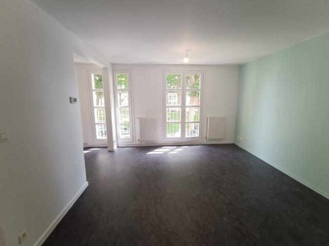 ARRAS PLACE DE L'ANCIEN RIVAGE LOCATION D'UN STUDIO DE 31 M²