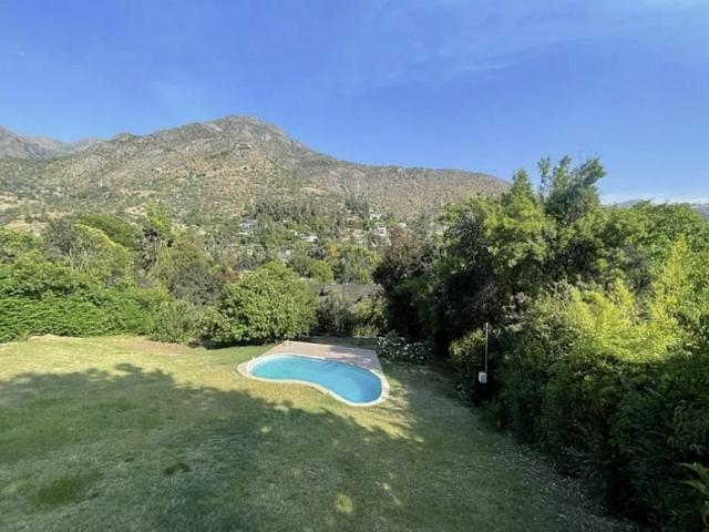 ARRAYAN, 5D + 3B + PISCINA