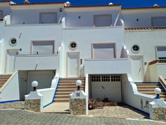 Arrenda Moradia T2 Ericeira, A Casa das Casas