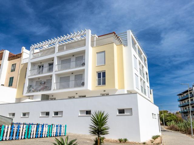 Arrenda Apartamento T2 Ericeira, A Casa das Casas