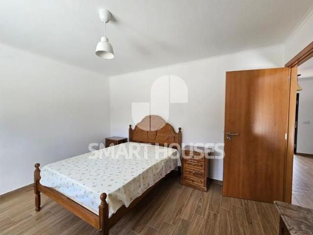 Arrenda se: moradia T2 completamente renovada.